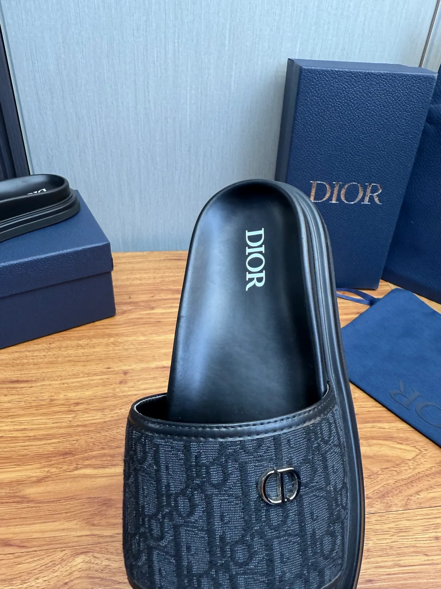 Men's shoes 260💰 Dior. Men's slippers🩴Official website 1:1 production 38-45 size 45 46 🉑️Customized original material shipped✅